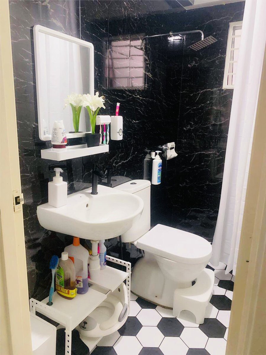 ArdinAzahari's tweet photo. Owner : Sy nk jual smua sekali dgn barang2. Harga InsyaAllah boleh kautim lg tu. Kita buat mudah2 aje. Sy nk jual pn sbb nk upgrade duduk landed plk. Ank2 dh besar smua. 
beli . Tema Black n White 🖤🤍 https://t.co/PyYKNMmq35