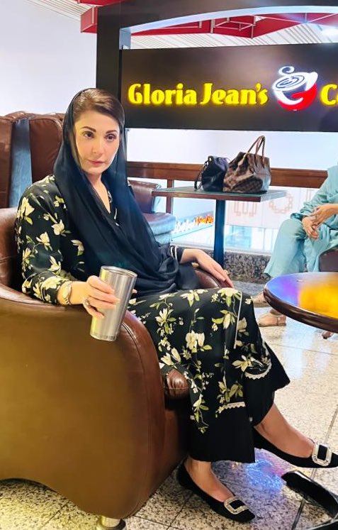 Hina Parvez Butt tweet media