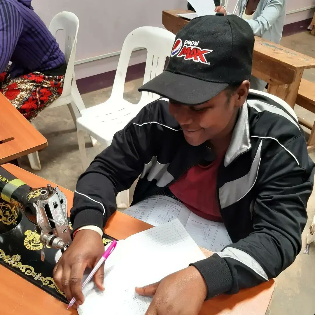 mtngirlswtools's tweet photo. Did you know that we actually teach all our young people mathematics mostly in book keeping and financial literacy, to benefit them when they are employed or running their business #mtngirlswithtoolsug #smartgirlsug #empoweredyouth #girlsinstem @smartgirlsug @mtnug https://t.co/wvzJuWGXv7