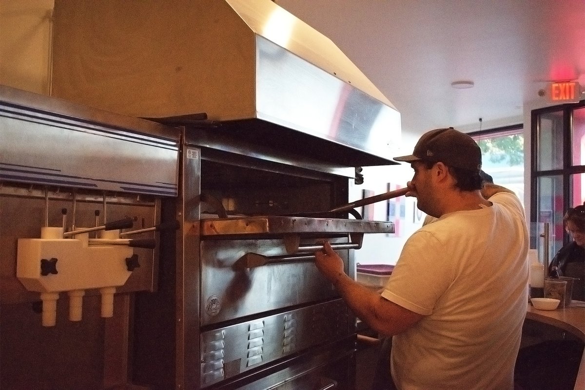 BuffaloWest's tweet photo. A first-of-it's-kind restaurant has opened up right here on the West Side.
Check out Extra Extra Pizza on Utica Street. 
https://t.co/Uw9o019OKA https://t.co/bHmp1sDbVP