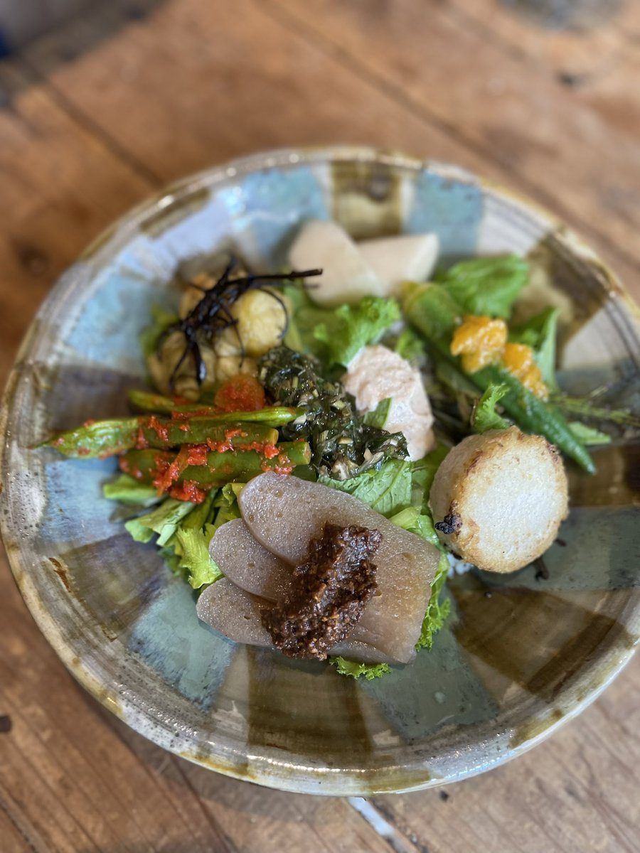 fogcojp's tweet photo. 【鳥越élabにて10/14(金)まで｜福岡県八女市立花地区 食と文化の循環をめぐり】八女市立花地区の地域文化と資源の継承を目的とした循環型ツーリズムプロモーションイベントとして、料理や地域商品のPOPUP販売、10/8(土)にはこんにゃく作りや特別トークセッションを行います。

https://t.co/BVbjbQaoA2 https://t.co/zW0ETKT8x1