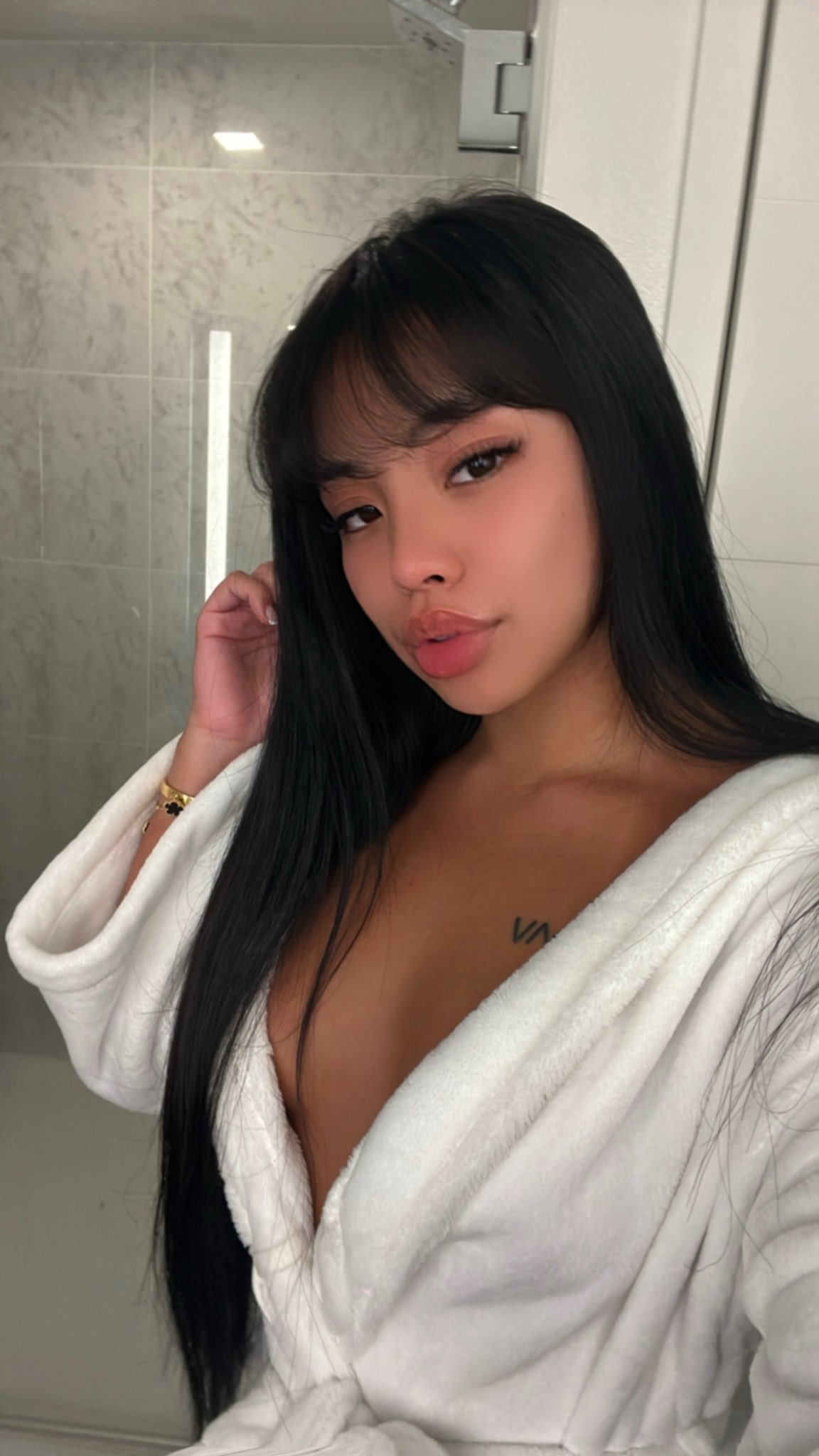 TW Pornstars - 2 pic. Cindy Tran. Twitter. 🤪. 5:31 AM - 5 Oct 2022