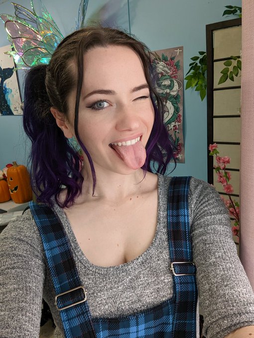 Say ahhhhhh 😜 https://t.co/6MEtEqA1So