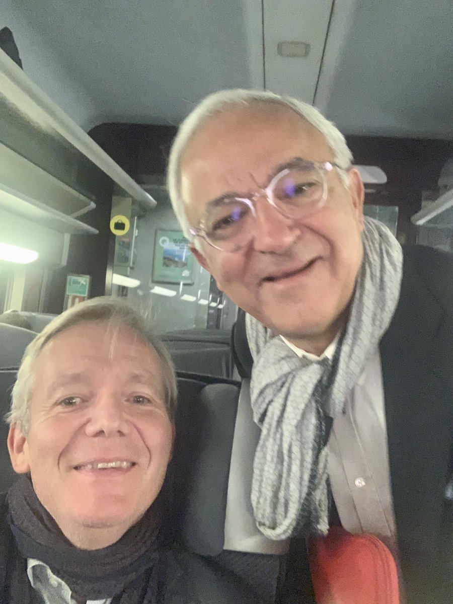 SABOURETCardio's tweet photo. 7 am. In good company with the #HF trialist Faiez Zannad. #KnowHF #4pillars https://t.co/HmZXNmWwe6