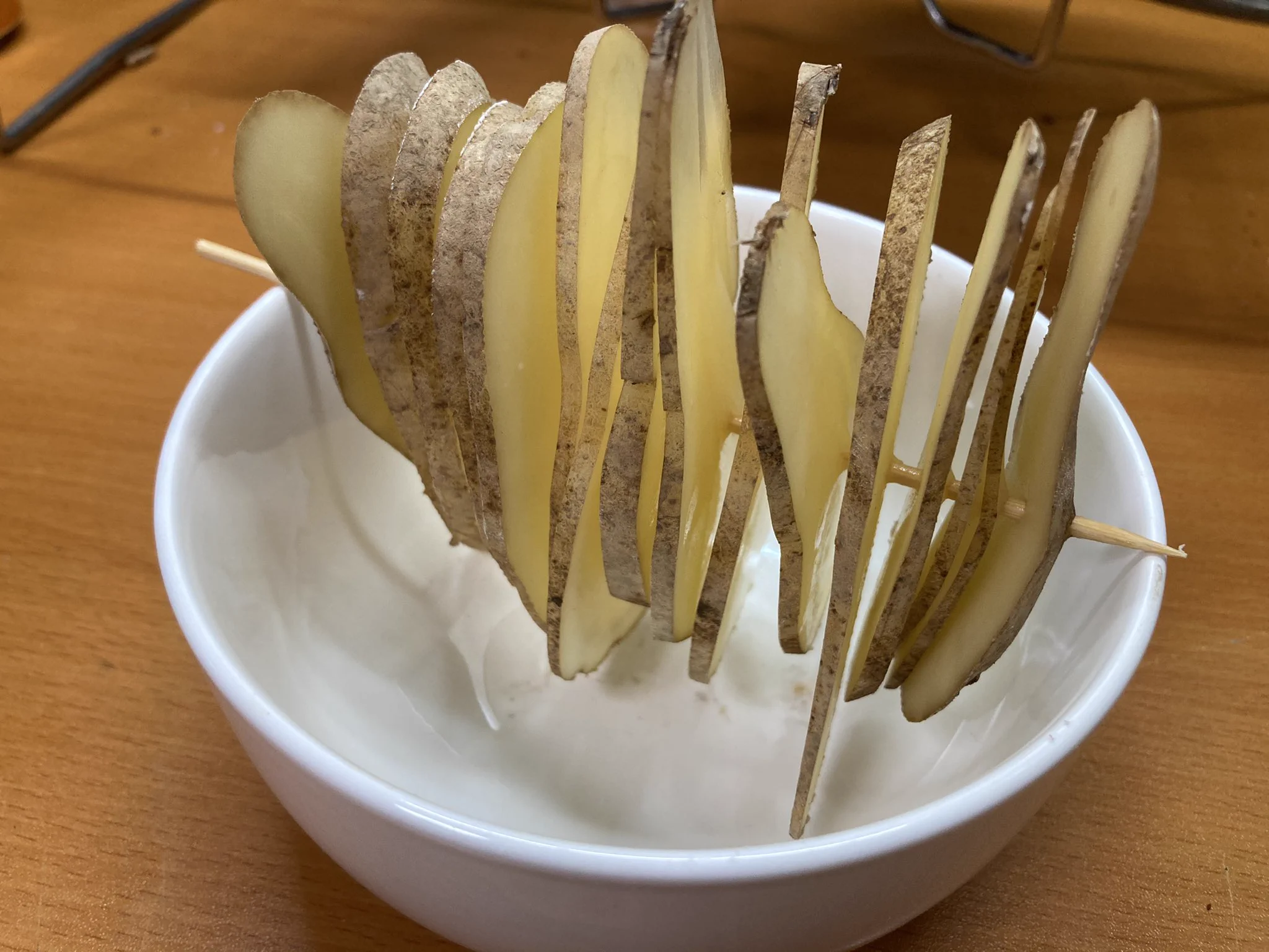 これはいい感じ！レンジで作るポテチを手軽に作る方法！