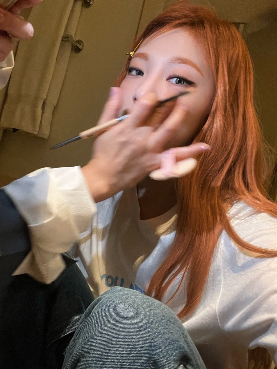 ablyevkue's tweet photo. Blue flamingo i got no treasure, if you ask my heart is yours (in a friendly way 😊
#goodmorning #hopeyallcanhaveagoodday #streamunluckybyiu #pinkisgood #mwah #imcute https://t.co/2Mqusa1Unf