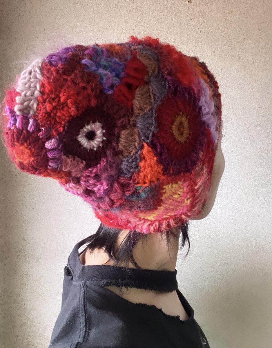 chikkyknit's tweet photo. 隙間なくギューギューに編んだ帽子
個展まで後15日
#freeformcrochet
#freeformknitting #編み物 #手編み #knitting #knit #knittaholic #ニット #crochet
#crochetart #knitdesigner #かぎ針編み #handwork #鉤針手作 #뜨개질
#chikkyknit https://t.co/pxcSwRuahL