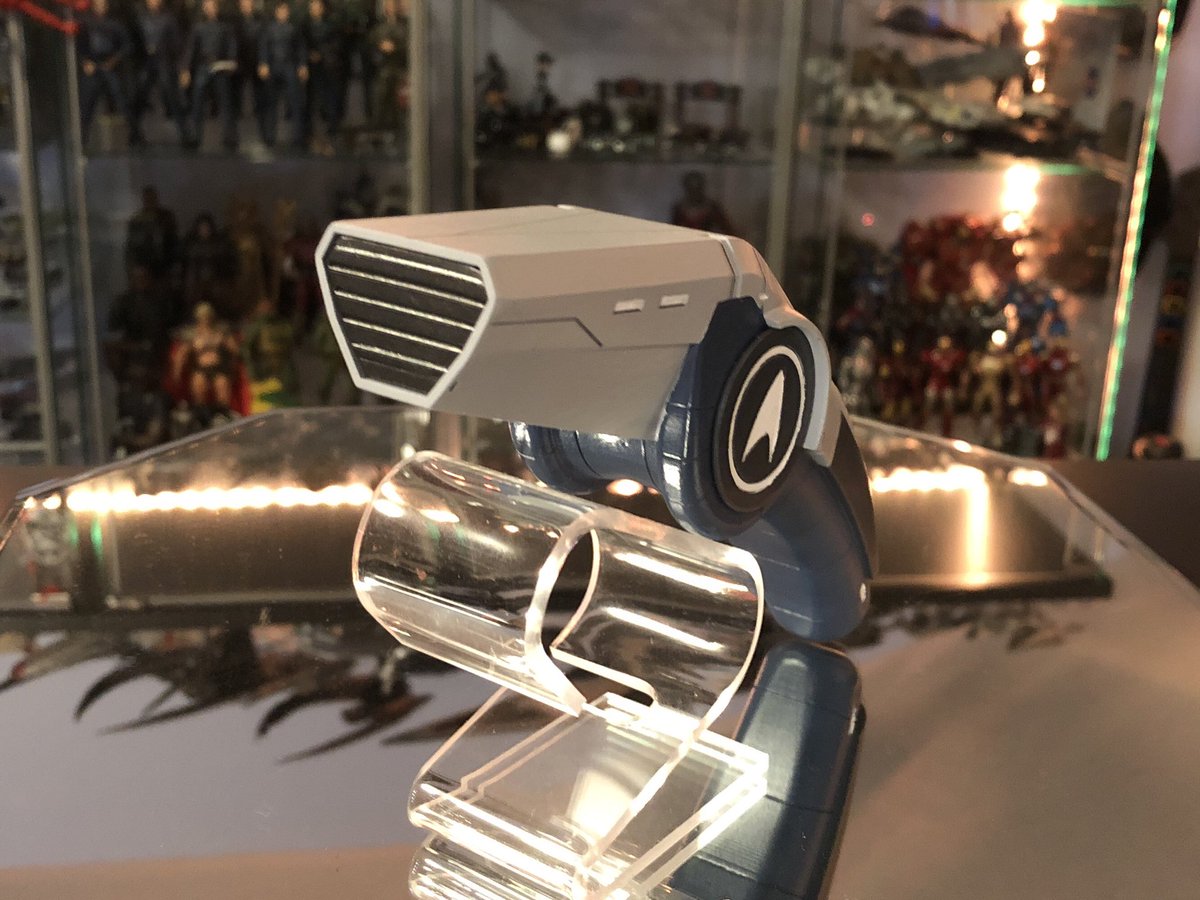 GeekToyLove's tweet photo. I wasn’t having any luck in Fortnite so I finished the #StarTrekProdigy phaser instead. Definitely a baby DustBuster. Muuuch bigger than some of the previous stand alone Type 1 phasers
#2022Projects #GeekDen
Get your file from @limeybuilds and if you need a print dm me https://t.co/0rewFISuIP