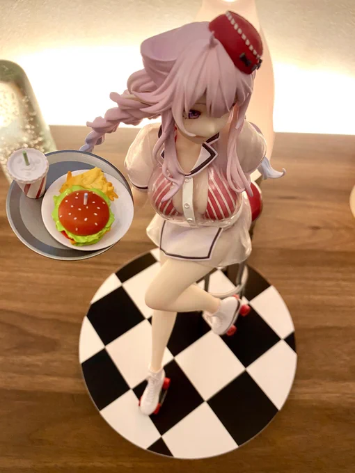 マリちゃんフィギュアの献品もらいました!あまりにもかわいい 女神 100億点サンプルのときより布の透明度あがってて最高だ～早くみんなのもとに届いてほしい 