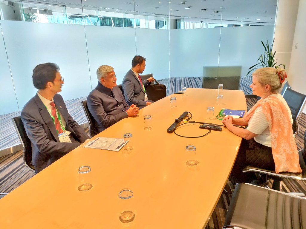 gssjodhpur's tweet photo. Delighted to meet Karlene Maywald, who is a seasoned water policy expert and Water Ambassador at South Australian Government – Dept of Environment &amp; Water, at the International Congress of ICID.

#Australia https://t.co/JzJLFVMHin