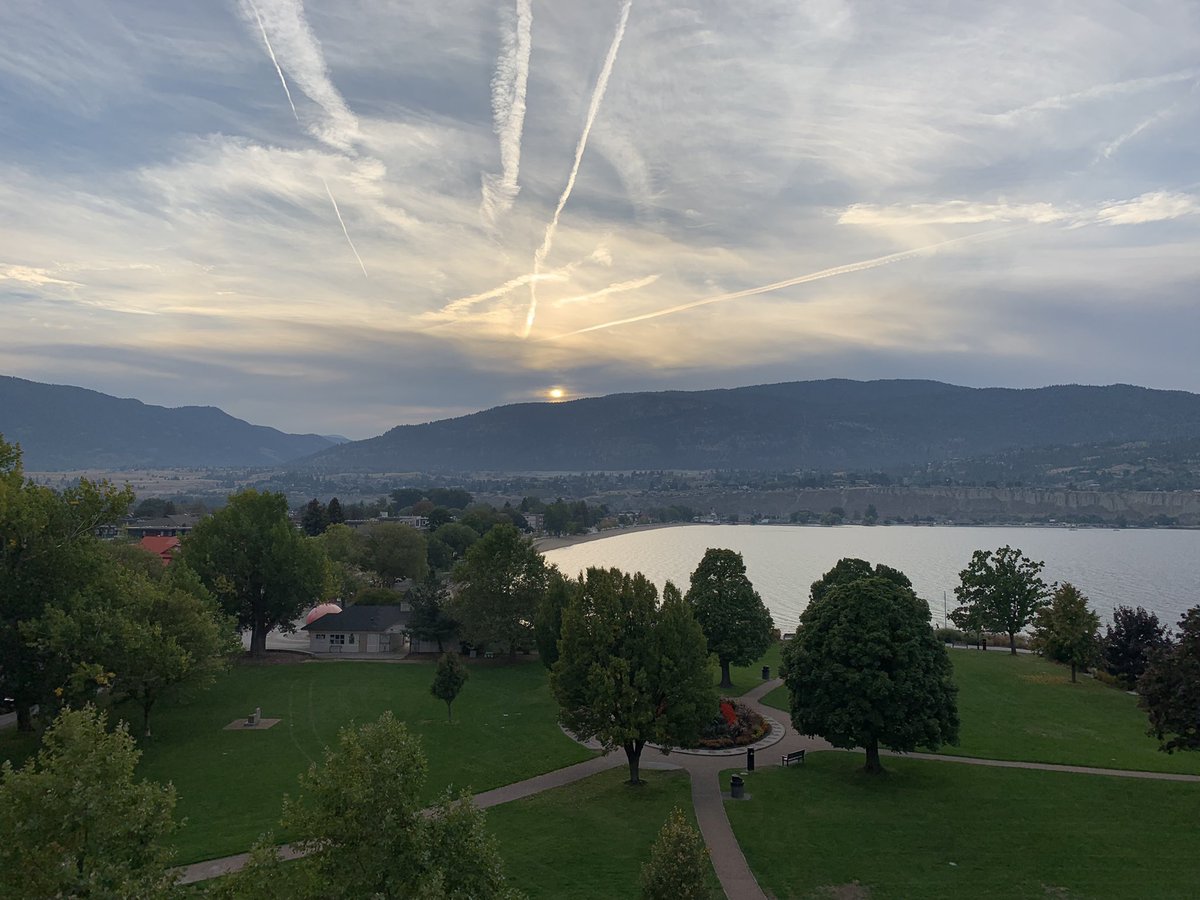 agsciencemom's tweet photo. 🇨🇦What do drones, poutine, and the Okanagan, B.C. Have to do with each other? The annual RPAAS conference!#rpaas #drones #agriculture @HSE_UAV @USDA @strongfieldenv @drone_spray @TeeJetTech @FAANews @AggieTurf @WilgerInc @StrawTurf @EPA @Transport_gc https://t.co/GYwJTWVqiL