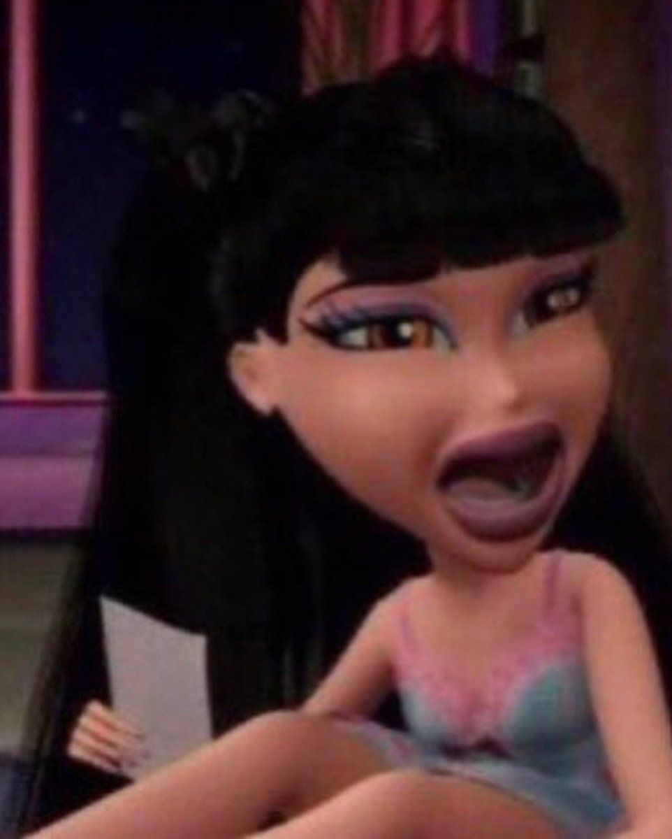 short_girl tweet media