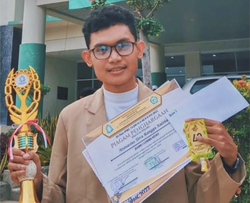 Baliportal_news's tweet photo. Mahasiswa UGM Gagas Pengembangan Stress Watch
#MahasiswaUGM #MathematicsCompetition 2022 #PengukurStres #StressWatch #UGM
https://t.co/nf1lgZFyOE https://t.co/5g7eGk8ilI