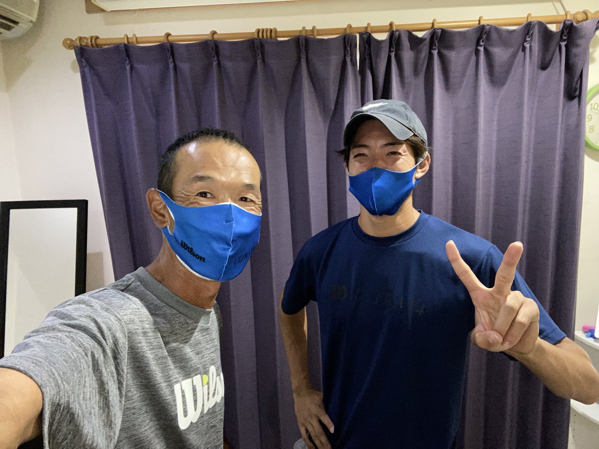 was_haneda's tweet photo. 月1ストレッチの日!今日楽天オープンに行きたかったけど体のケアを優先しました笑
安達先生兼コーチはULTRA V4で先日インスピ優勝してきたらしいですよね🔥さすがっす!
#ストレッチ
#体ケア
#タウンテニス選手クラスコーチ
#美しく打ちのめす
#ULTRAV4
#was
#teamwas
#teamwilson https://t.co/QOSDsapalo