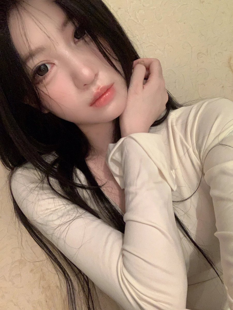 早知道你喜欢高中生，我就不上大学了 https://t.co/d4IjXa1TwK