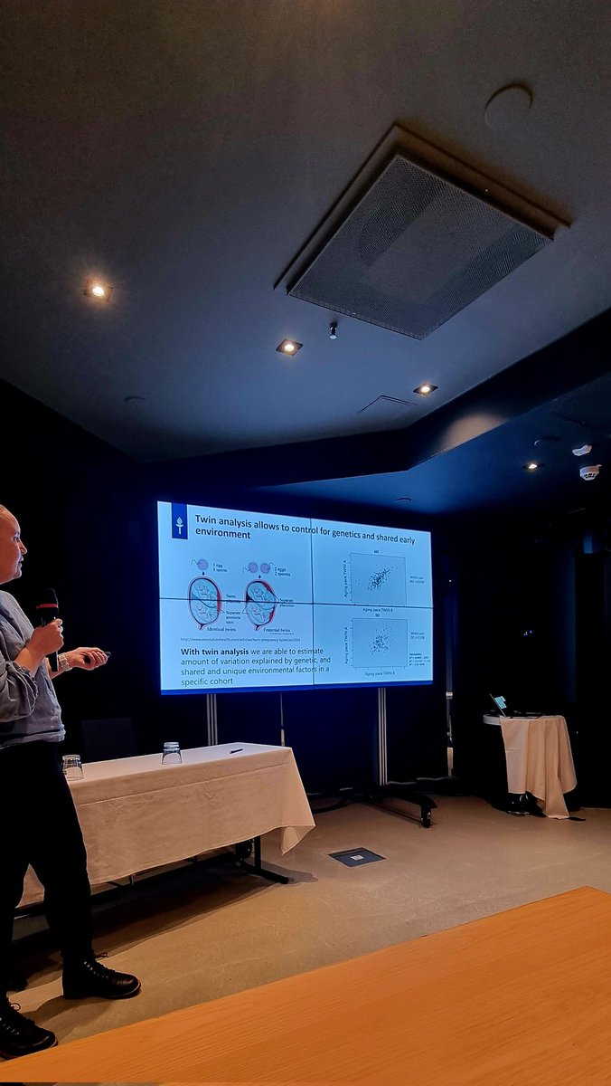 ValkamaOuti's tweet photo. Presentation of @ElinaSillanpaa addresses that healthy aging is regulated by complex interactions of genetics and lifestyle.
#GenActive @gerec_fi Autumn School https://t.co/gzHRTsmLF2