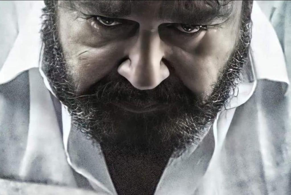 Dheerajpr4's tweet photo. #IrreplicableLUCIFERAura
@Mohanlal https://t.co/zyS9ht3fQc