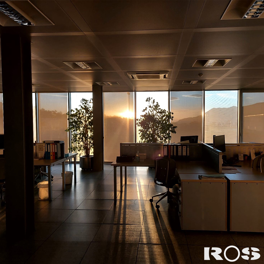 rosgroup1867's tweet photo. Buenos días 🌄

Good morning 🌄

#rosducting #modularductingsystems #ducting #office #ourviews https://t.co/erXSh5v6ZX