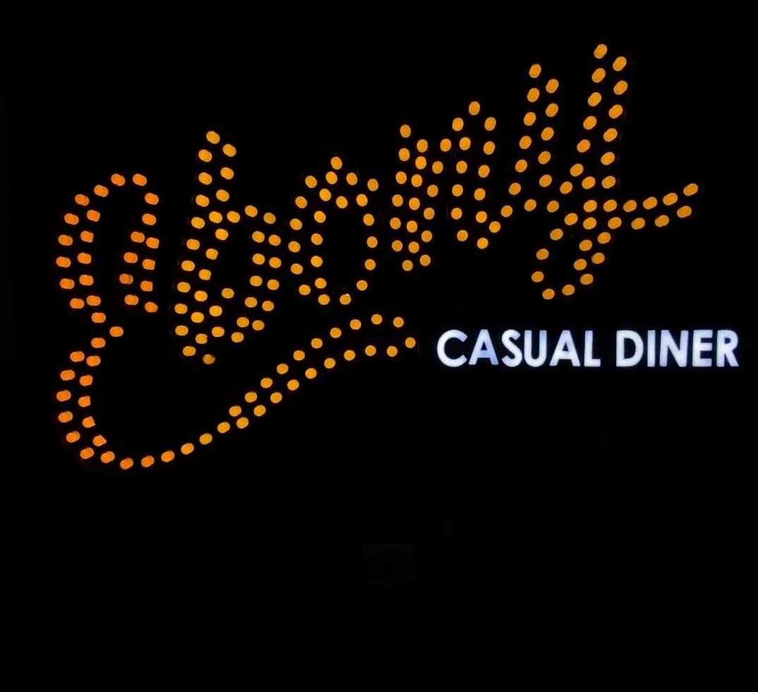 Relishing the absolutely delicious food of <a href="/EbonyFineDine/">EbonyFineDine</a> while enjoying the brilliant ambience. What could be a  better first event than that? 
#EbonyFineDine #GoodFoodGoodMood #NMLensation