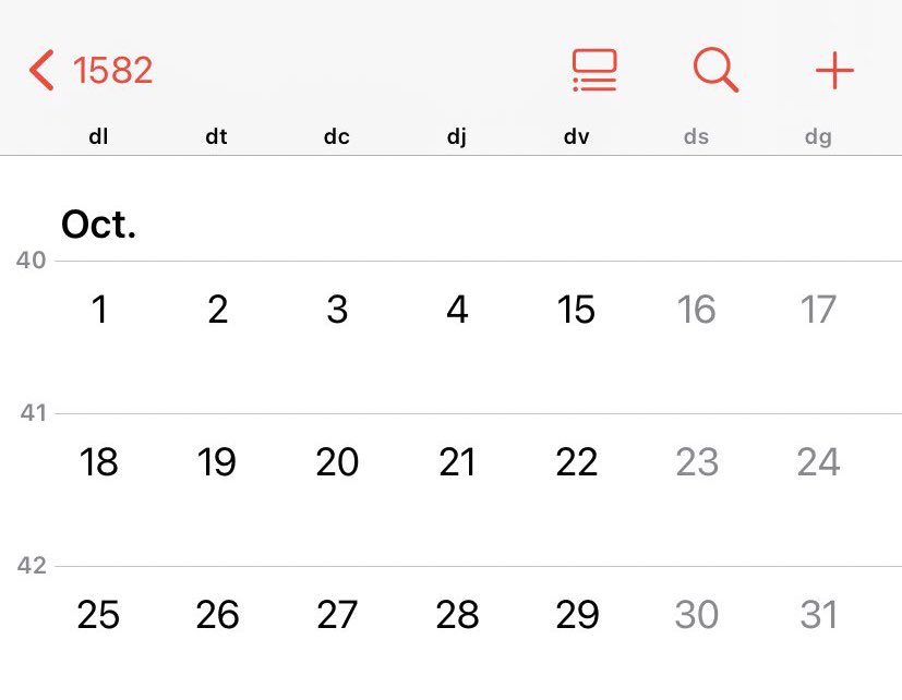 alexsnclmnt's tweet photo. Probablement no ho sabeu però si busqueu el dia d’avui (5 d’octubre) a un calendari del 1582 veureu que *no va existir*. Aquell octubre només té 21 dies perquè és quan vam fer el canvi al calendari gregorià i s’havia de corregir un error de càlcul del calendari julià. https://t.co/EjTPFz3X6n