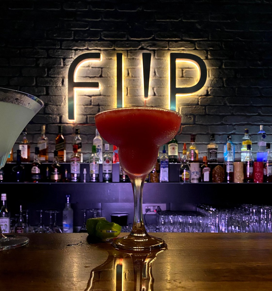 The ambience was genuinely to die for. Our team and the participants had an amazing time capturing it in our lenses. #EbonyFineDine #Ambience #Photography #NMLensation