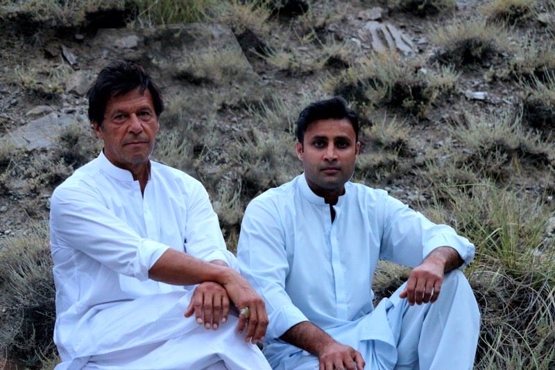 sayedzbukhari's tweet photo. Happy Birthday Kaptaan! The bravest 70 not out and InshAllah a lot more to come. You’ve awaken the Nation and shown us all how to be fearless. Our eternal Prime Minister. #HappyBirthdayImranKhan https://t.co/oFIiX3V6Hl