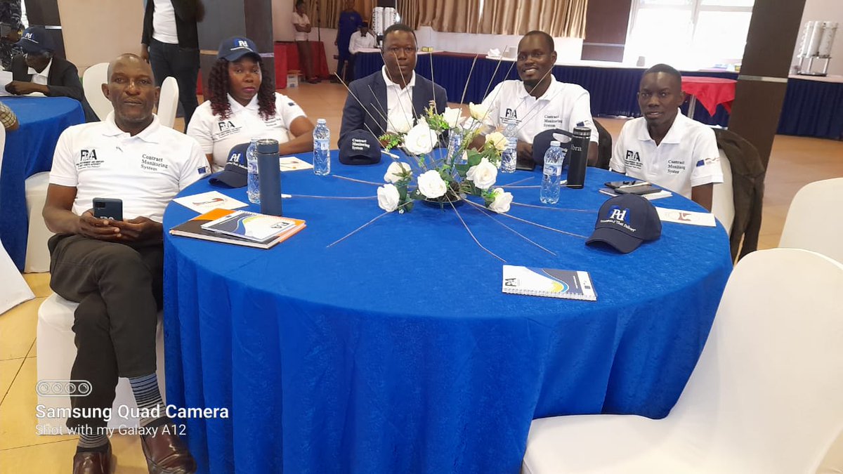 busoganet tweet media