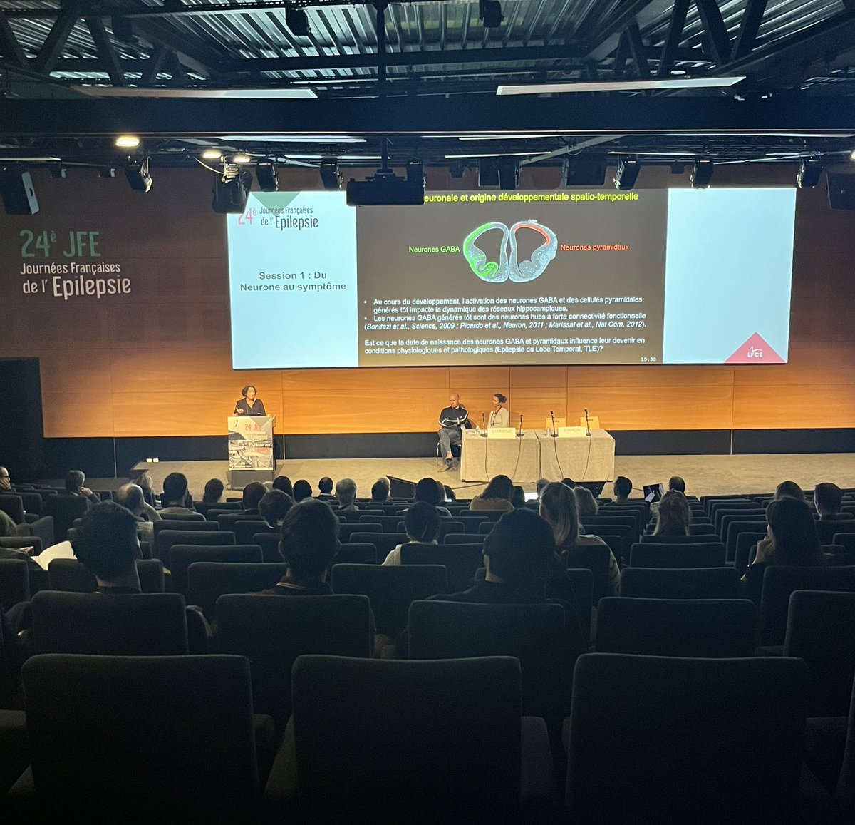 LFCE_Epilepsie's tweet photo. [#JFE22] Du neurone au symptôme ou ateliers d’épileptologie pratique ?

En collaboration avec l’ANLLF 
Faites votre choix aux JFE22

#epilepsy #epilepsie https://t.co/Z2BwOqSfjI