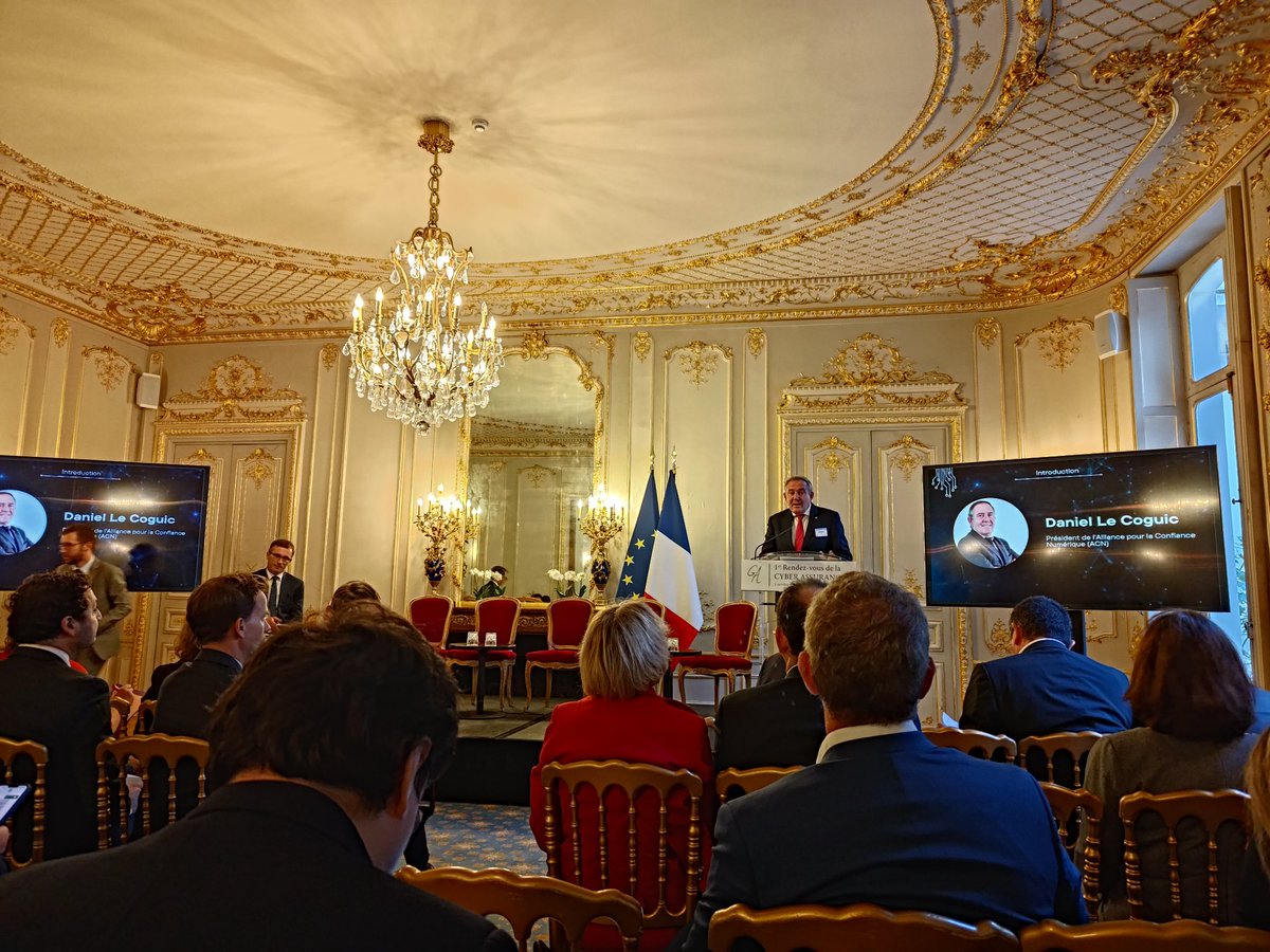ACN_SecNum's tweet photo. Daniel Le Coguic, Président de @ACN_SecNum, ouvre la première rencontre de la #CyberAssurance, organisée par @GarnaultEvents, à la Maison des Polytechniciens https://t.co/6CSBccidW2