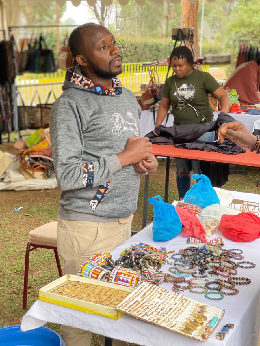HomenetKenya's tweet photo. Homenet Kenya HBWs at the Magical Kenya Travel Expo for networking and exhibition of their products for sale.
#Accesstomarkets
#livelihoodprojects https://t.co/XlgZZhKGN9