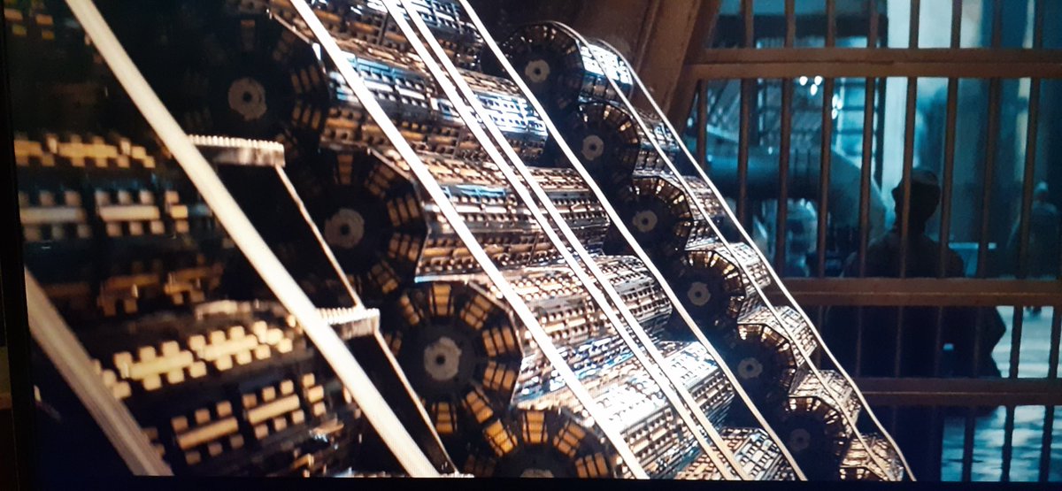 gar_serim's tweet photo. #Andor spoilers
.
.
.
.
.
.
.
.
.
.
.
Imperial credits 🤑💰💰💰
#Andir #StarWars https://t.co/ZiZZVZgFWY