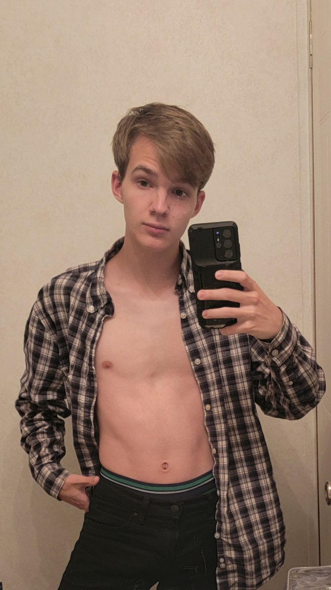 Billy Quinn on Twitter "Does it SUIT me? (HelixStudios)"