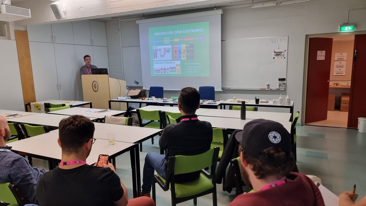 shaunkillen's tweet photo. Fantastic workshop on open electronics and #labDIY at the @SEBiology early career symposium. Thank you @embedded_sergey for organising and for leading the way for making cutting edge research affordable for all! https://t.co/ETZTMe0rvf