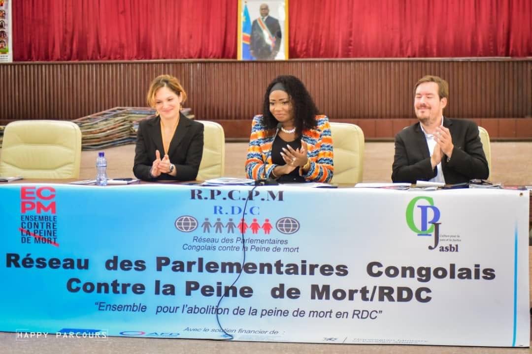 ChristelleVuan1's tweet image. KINSHASA (Palais du peuple) #table_ronde_des_parlementaires_abolitionnistes. Heureuse d&apos;avoir reçu à Kinshasa #députée_Betangai_de_la_republique_centre_africaine et la délégation de l&apos; #ECPM conduite par Mme Marilina perez et Mr Nicolas Perron.
@AssoECPM @UEenRDC @AssembleeN_RDC