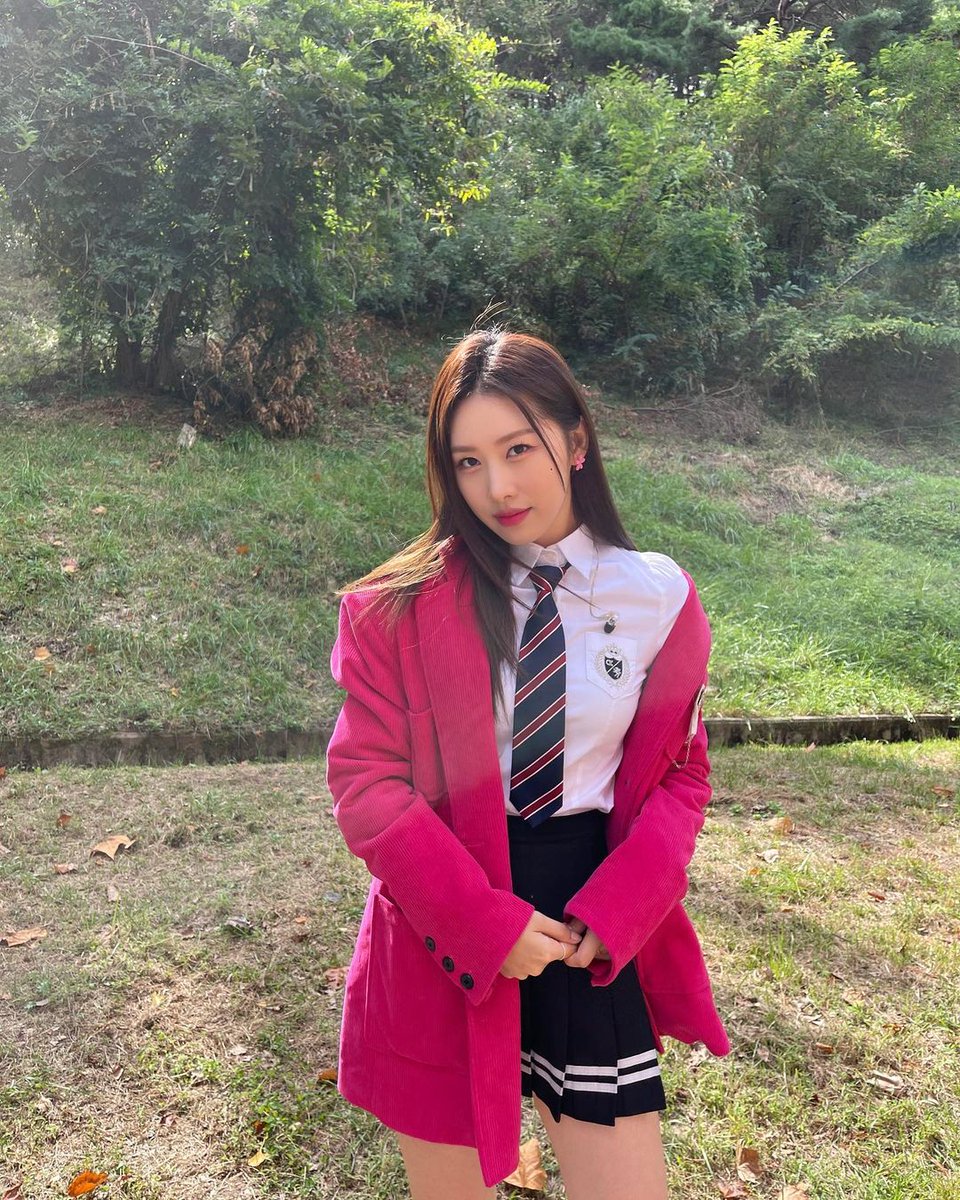 HongEuijin_Fr's tweet photo. [051022] IG _hongeuijin_

"L'équipe de Hezz à Daegu" 

#Hezz #헤즈
#Hezz_Churup #Churup ❣️ #츄릅 
#홍의진 #HONGEUIJIN #국군의날
#mbc #대구mbc https://t.co/JZ9C2qz65e