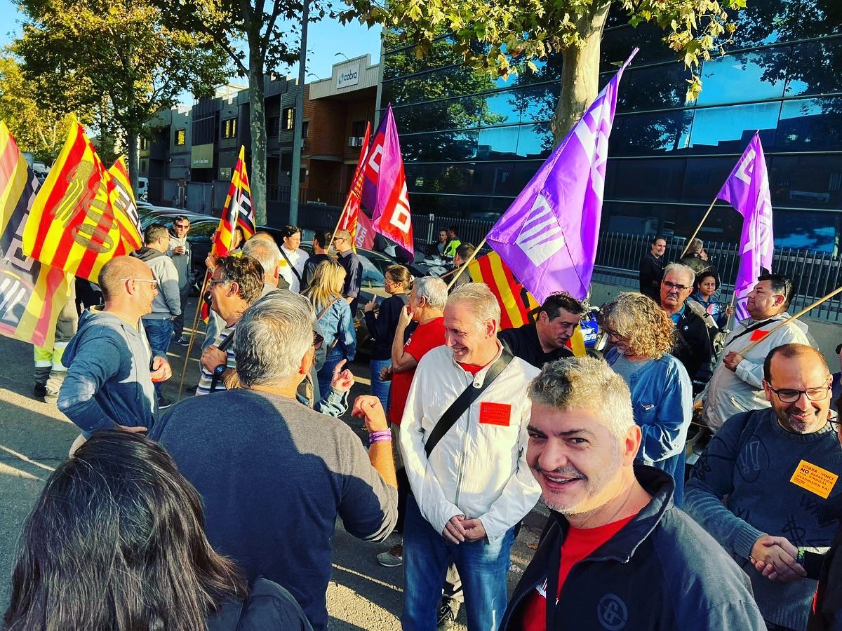 SecSindical #CCOO Louis Vuitton B2 tweet media