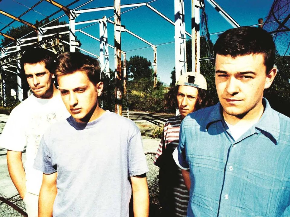 Qui a dit que la scène #rock toulousaine n'existait pas ? On vous parle des #Archives du Rock Toulousain dans notre entretien avec #GillDougherty, dans notre #webzine : bit.ly/3EnFqVj #bluesmusic #indierock #psychedelicrock #diabologum #therustybells #paulpersonne