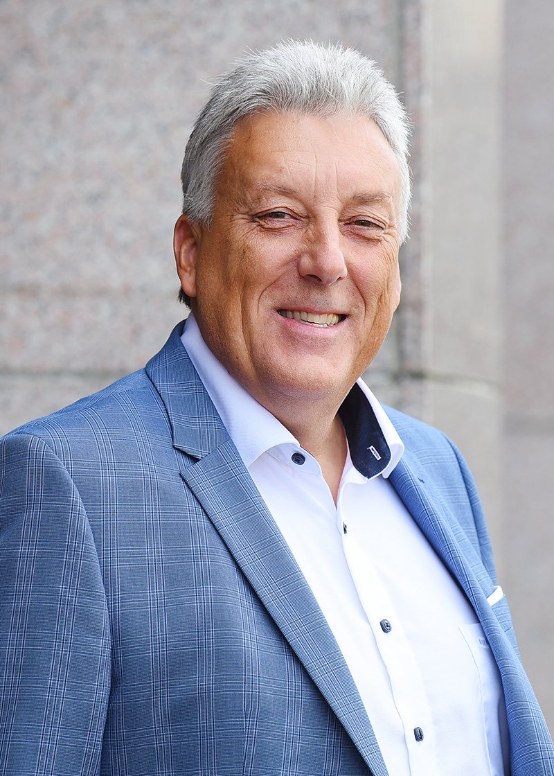 𝗕𝗲𝗿𝘁 𝗦𝗲𝗲𝗴𝗲𝗿𝘀 𝗻𝗲𝘄 𝗖𝗘𝗢 𝗢𝗿𝗶𝗸𝗮𝗺𝗶

Orikami is delighted to announce that as of October 1, 2022, Bert Seegers is the new CEO of Orikami. 

Please join us in wishing him success in this new role!

Find out more in the press release: mailchi.mp/orikami/press-…