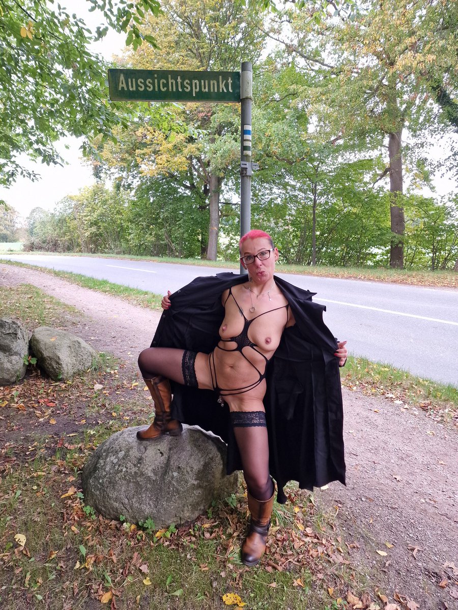 Guten Morgen alle zusammen #outdoorsexy #mydirtyfetish #fuckmyself #bitch #RETWEEETME #milf #fucking #hotwifechallange #hotwife #slavegirltraining #nude #huge #lovetobeabitch #myfetish #update_vid #18sexualvids #naughty