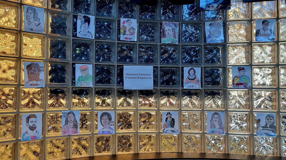 MsCuevasBF's tweet image. @MsCuevasGWCL My kids having fun while learning! They went on a virtual tour, made research, worked on lessons, created art, collaborated as a team to complete a Hispanic Heritage Month scavenger hunt, gallery walk and much more! @MeadeMSAACPS  #yestolearning #proudteacher