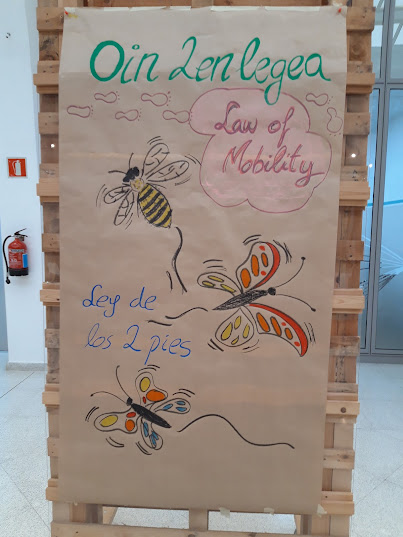 OpenSpace_EH's tweet photo. Eta, nola gertatzen da kontu bitxi hori? Horren parte-hartze grinatsua talde handi baten bilera luzean, hain azkar?
#GuneIrekia dertizogu #OpenSpaceTechnology lan moduari, eta honetan sustengatzen da: 4 oinarri, lege bat, pasioa eta ardura. Segi dezagun hizketan?
#GiGiMundiala! https://t.co/5gc3YbjxOf