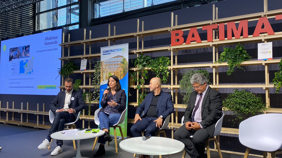 En direct de <a href="/Batimat/">BATIMAT</a> : la conf sur « Matériaux biosourcés, panorama d’une offre arrivée à maturité » démarre Agora1. Au micro, Brigitte Fernandez d’<a href="/Ekopolis/">Ekopolis</a> dont l’atlas des biosourcés recense des centaines de professionnels de la filière en <a href="/RegionIleFrance/">Region IledeFrance</a>