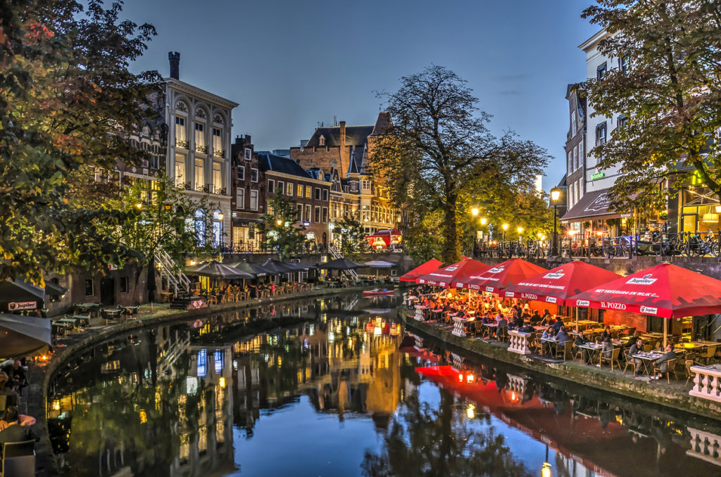 wesleybaker's tweet photo. Contemporary Utrecht - keep up with its lively pace.
Click for more https://t.co/JWvZma6H8O
#Utrecht #citybreak #Festival #netherlands #vacation #visitutrecht #restaurant #Museum #city #holidays #shortbreak #travel #cafes #beer #canal https://t.co/NzE7fbSw8t