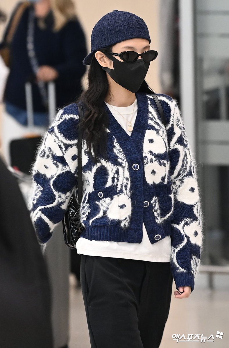 ohh baby already back on SK? Jennie you're such a ninja indeed rest well nini 🫶🏼