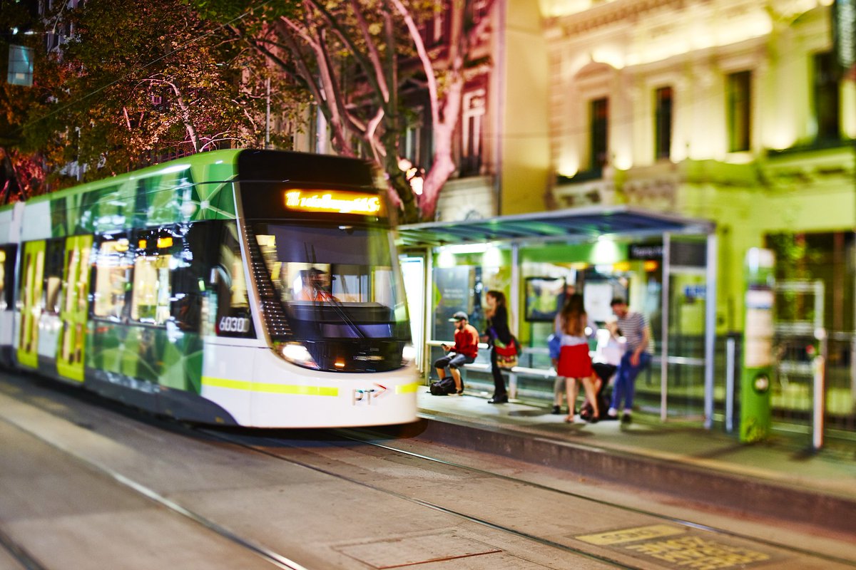 New, more accessible trams are coming to Melbourne's west. The new low-floor trams will be rolled-out from 2025 on routes 57, 59 & 82, providing better access for people with mobility needs and those travelling with prams. Learn more: bit.ly/3SBvhIB @yarratrams
