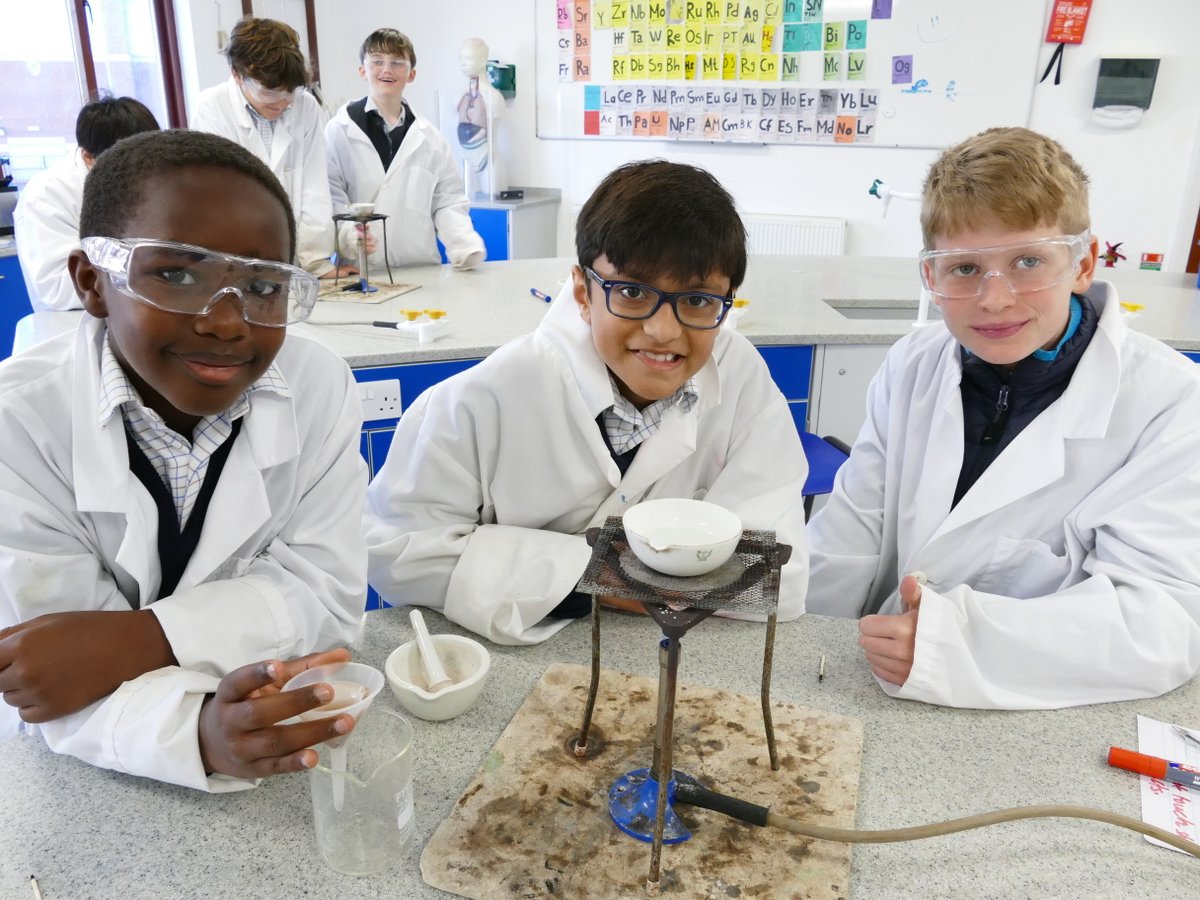 SJBWindsor's tweet photo. Our Year 7 boys are putting their knowledge of separation techniques into practice to produce a clean sample of salt from rock salt. ⚗️👨🔬 #SJBupperschool #SJBscience #SJBcurious https://t.co/Z72YOAUPan
