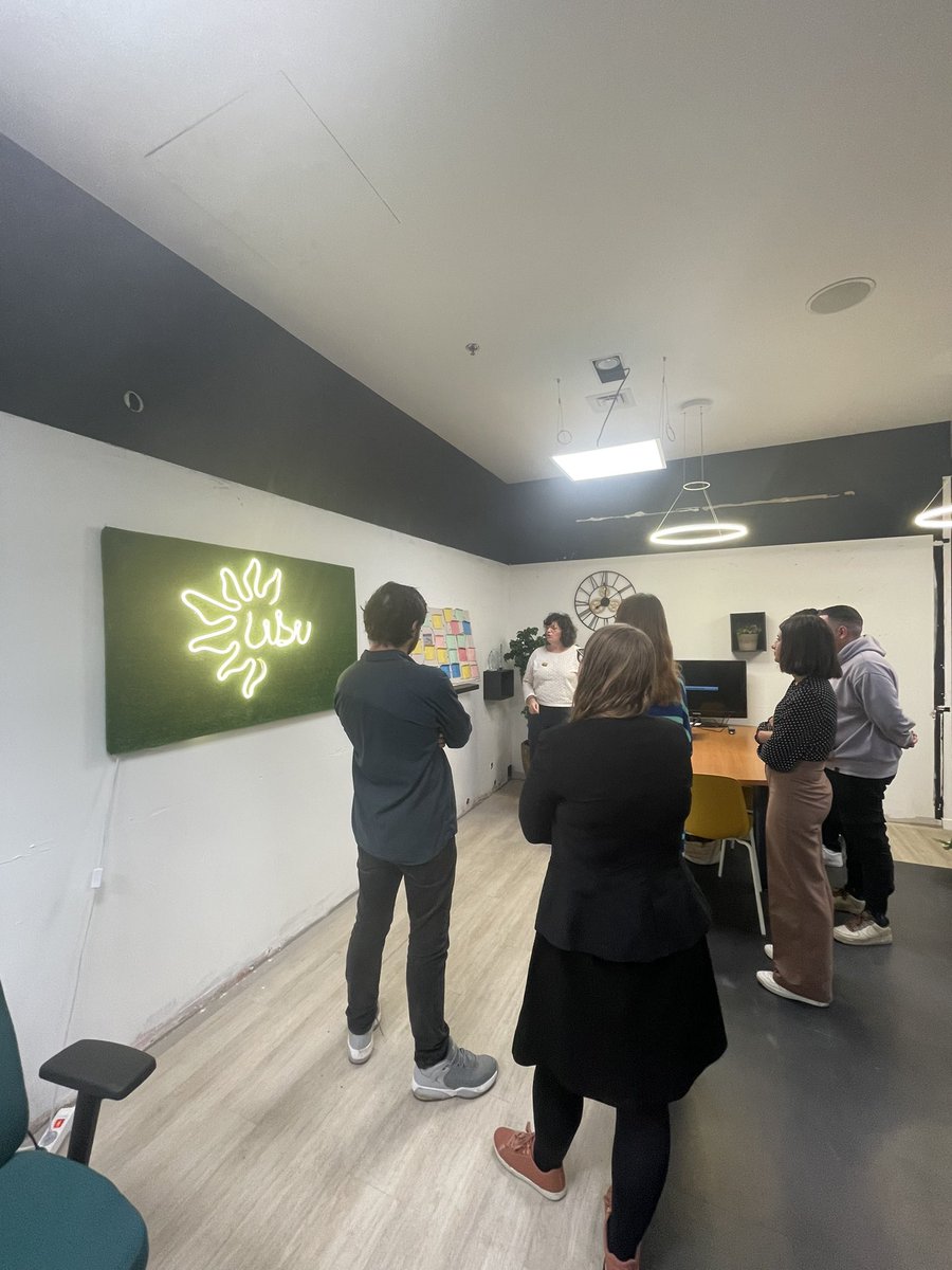 Atelier fresque du climat à l’espace de coworking éphémère de Rives d’Arcins à Begles d’une de nos  #pepites <a href="/UNITEC_Bdx/">UNITEC</a> 💡 <a href="/Libu_lighting/">Libu</a>