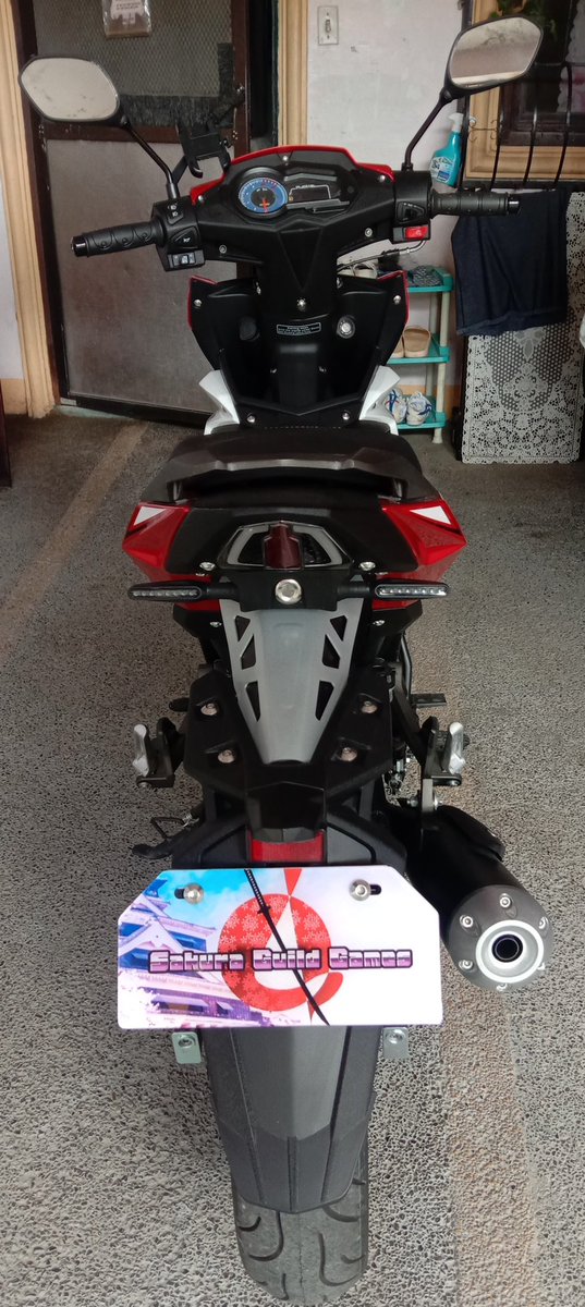 JobtribesJP's tweet photo. フィリピンのFrancisさんはJobTribesで稼いだDEPを新しいバイクF150i RUSIの頭金に使いました🏍
”ギルドの皆さん、PlayMiningスタッフの皆さん、私たちスカラーに笑顔をもたらしてくれてありがとうございます。引き続きNFTクエストがんばります!”
#DEP_ESG https://t.co/mRZ9Ql7TSg