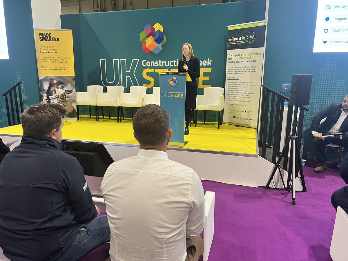 FinditinCW's tweet image. A big thank you to our speakers from @WatesGroup, @balfourbeatty &amp;amp; @InterclassGroup 
It has been a pleasure to hear how you are tackling net-zero and now over to your buyers for 121 meetings 
#MeettheBuyer #opportunities #suppliers #SMEs