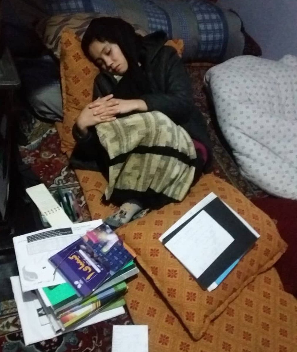 This is Shakiba. This is her studying Chemistry till late at home despite lack of heating & electricity. This was her glimmer of hope as the Taliban banned girls from school. She was killed in a terrorist attack last Friday at an education centre in Kabul, Afghanistan.